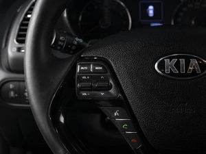 Седан Kia Cerato 2019 года, 1802000 рублей, Омск
