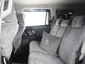 Внедорожник Toyota Land Cruiser Prado 2010 года, 2586000 рублей, Омск