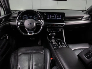 Седан Kia K5 2020 года, 2444000 рублей, Тюмень