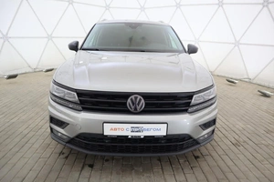 Внедорожник Volkswagen Tiguan 2019 года, 2560000 рублей, Обнинск