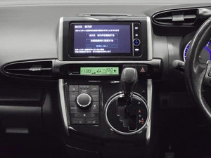 Минивэн Toyota Wish 2012 года, 1340000 рублей, Красноярск