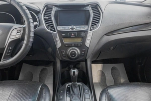 Внедорожник Hyundai Santa Fe 2013 года, 1649000 рублей, Барнаул