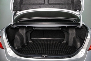 Седан Toyota Camry 2011 года, 2009000 рублей, Сургут