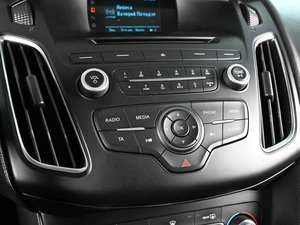 Седан Ford Focus 2016 года, 1099000 рублей, Ростов-на-Дону