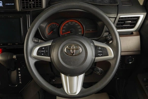 Хетчбэк Toyota Tank 2019 года, 1299000 рублей, Тюмень