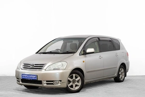 Минивэн Toyota Ipsum 2002 года, 699000 рублей, Барнаул