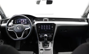 Седан Volkswagen Passat 2020 года, 2332000 рублей, Орёл