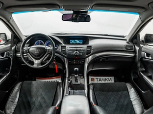Седан Honda Accord 2011 года, 1550000 рублей, Красноярск