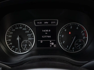 Хетчбэк Mercedes-benz B-класс 2012 года, 1245000 рублей, Краснодар