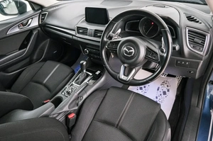 Седан Mazda Axela 2016 года, 1399000 рублей, Красноярск