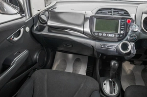 Хетчбэк Honda Fit 2008 года, 699000 рублей, Барнаул