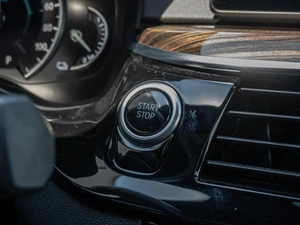 Седан BMW 5 серия 2019 года, 3200000 рублей, Краснодар