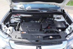Внедорожник Mitsubishi Outlander 2016 года, 1800000 рублей, Мирное