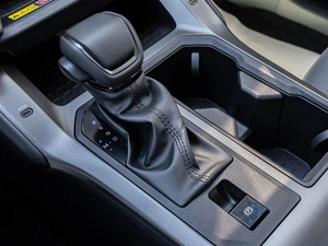 Внедорожник Toyota RAV4 2026 года, 4300000 рублей, Краснодар