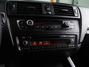 Хетчбэк BMW 1 серия 2011 года, 1179000 рублей, Воронеж