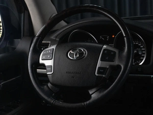 Внедорожник Toyota Land Cruiser 2012 года, 3594000 рублей, Тюмень
