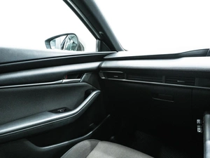 Хетчбэк Mazda 3 2021 года, 1500000 рублей, Красноярск