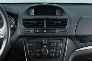 Внедорожник Opel Mokka 2014 года, 939000 рублей, Челябинск