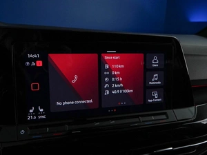 Хетчбэк Volkswagen Golf 2021 года, 2799444 рублей, Москва