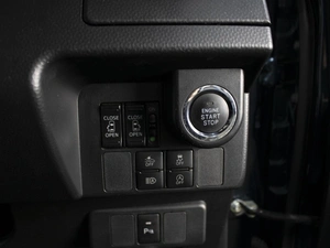 Хетчбэк Toyota Tank 2019 года, 1310000 рублей, Омск