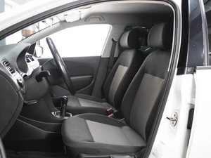 Седан Volkswagen Polo 2012 года, 640000 рублей, Омск