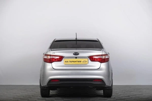 Седан Kia Rio 2011 года, 859000 рублей, Томск