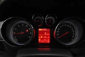 Минивэн Opel Zafira 2013 года, 1000000 рублей, Курск
