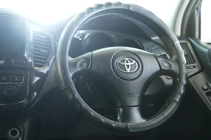 Внедорожник Toyota Kluger 2001 года, 879000 рублей, Омск