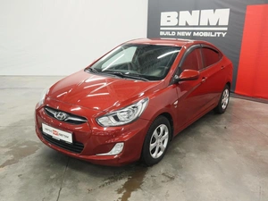 Седан Hyundai Solaris 2013 года, 930000 рублей, Курск