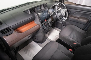 Минивэн Toyota Roomy 2018 года, 979000 рублей, Томск