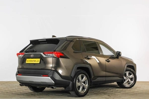 Внедорожник Toyota RAV4 2022 года, 2949000 рублей, Тюмень