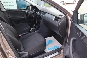 Хэтчбек Skoda Rapid 2019 года, 1200000 рублей, Мирное