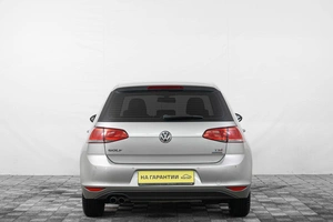Хетчбэк Volkswagen Golf 2013 года, 1099000 рублей, Кемерово