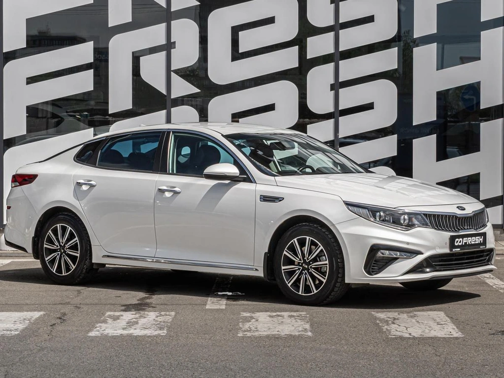 Седан Kia Optima 2019 года, 1921000 рублей, Краснодар