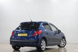 Хетчбэк Peugeot 207 2008 года, 369000 рублей, Новокузнецк