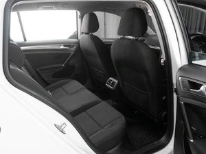 Универсал Volkswagen Golf 2017 года, 1924000 рублей, Тюмень