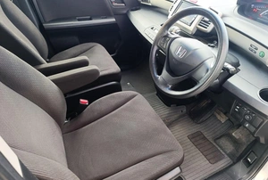 Минивэн Honda Freed 2013 года, 1030000 рублей, Солонцы