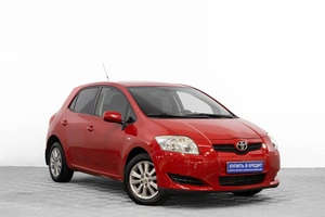 Хетчбэк Toyota Auris 2007 года, 699000 рублей, Барнаул