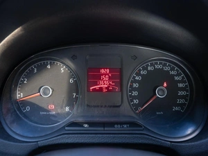 Седан Volkswagen Polo 2012 года, 890000 рублей, Волгоград