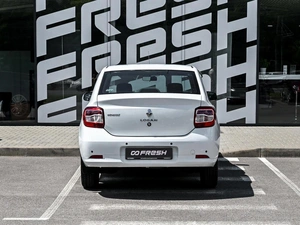 Седан Renault Logan 2015 года, 889000 рублей, Волгоград