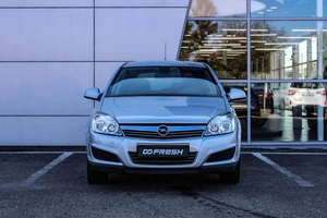 Универсал Opel Astra 2014 года, 770000 рублей, Ярославль