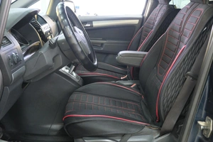 Минивэн Opel Zafira 2011 года, 729000 рублей, Омск