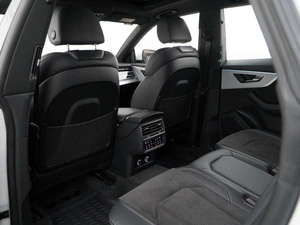 Внедорожник Audi Q8 2019 года, 7598055 рублей, Москва