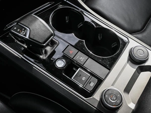 Внедорожник Volkswagen Touareg 2019 года, 4899000 рублей, Кирилловка