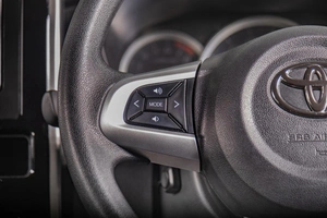 Минивэн Toyota Roomy 2019 года, 1179000 рублей, Томск