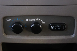 Внедорожник Toyota Land Cruiser Prado 2007 года, 1899000 рублей, Омск