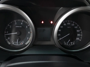 Внедорожник Toyota Land Cruiser Prado 2015 года, 3690000 рублей, Омск