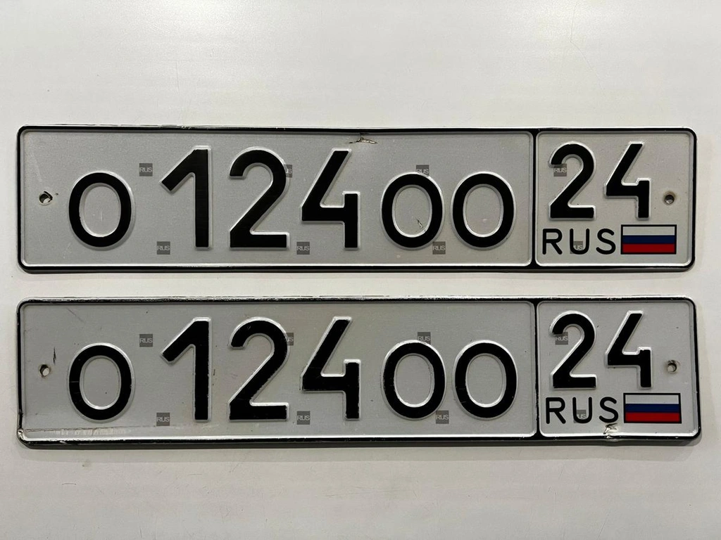 гос номер О 124 ОО 24 серия ООО 2200000 рублей, Красноярск