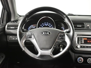 Хетчбэк Kia Rio 2016 года, 799900 рублей, Казань