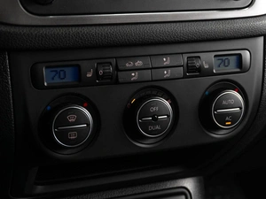 Внедорожник Volkswagen Tiguan 2009 года, 1199000 рублей, Тюмень